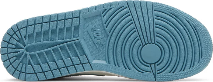 Women’s Nike Air Jordan 1 Mid ‘University Blue'
