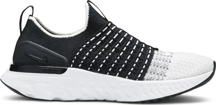 Men’s Nike React Phantom Run Flyknit 2 'Black White'