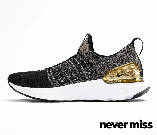 Women s Nike React Phantom FK 2 PRM Metallic Gold never miss